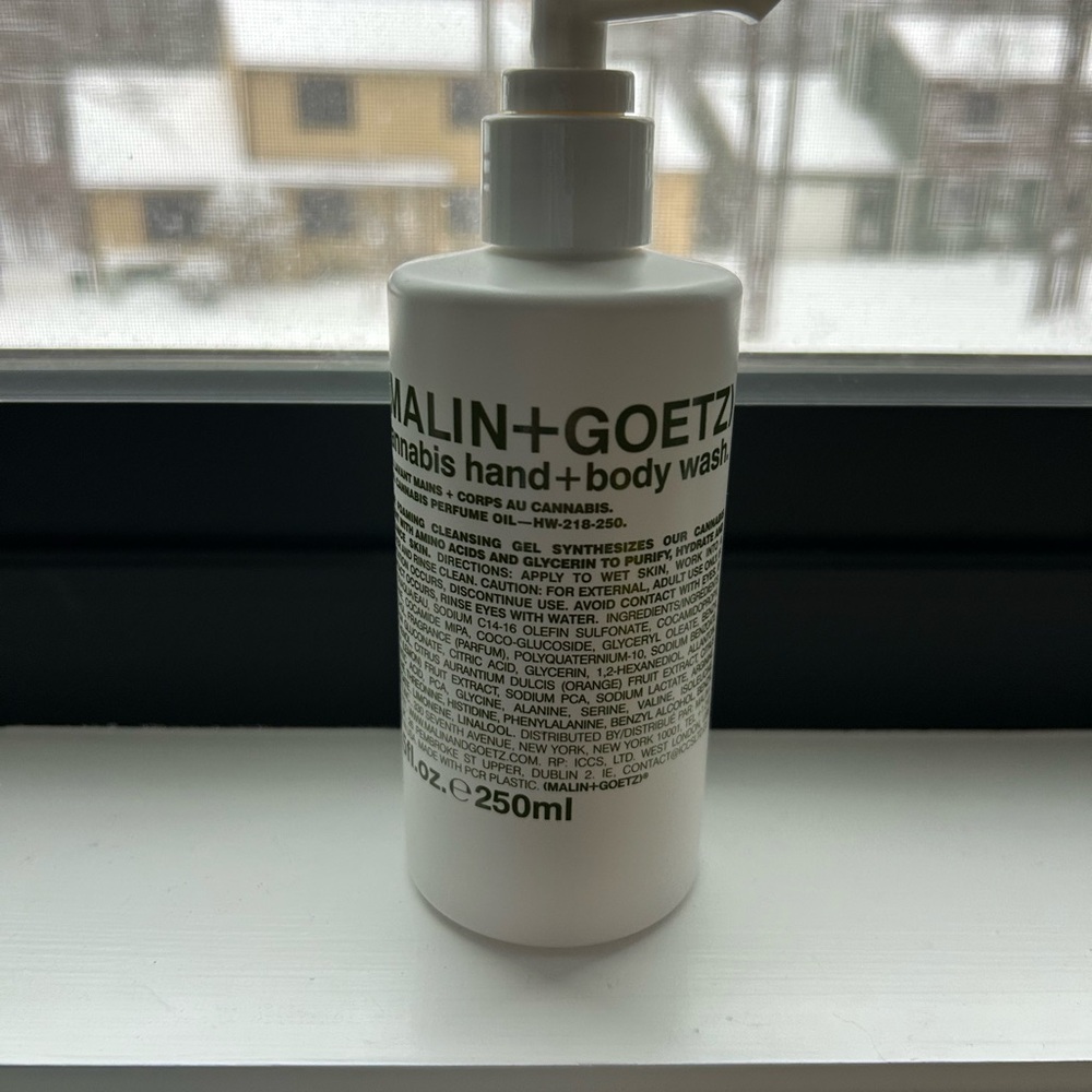 NWOT Malin+Goetz Cannabis Hand & Body Wash - White